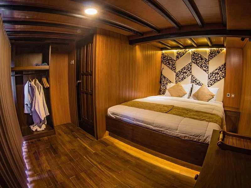 Luxury Double Cabin - Image 1